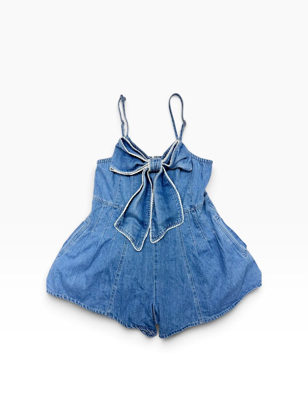 Peach Love California Denim Romper Women’s M Bow Front Spaghetti Strap Blue